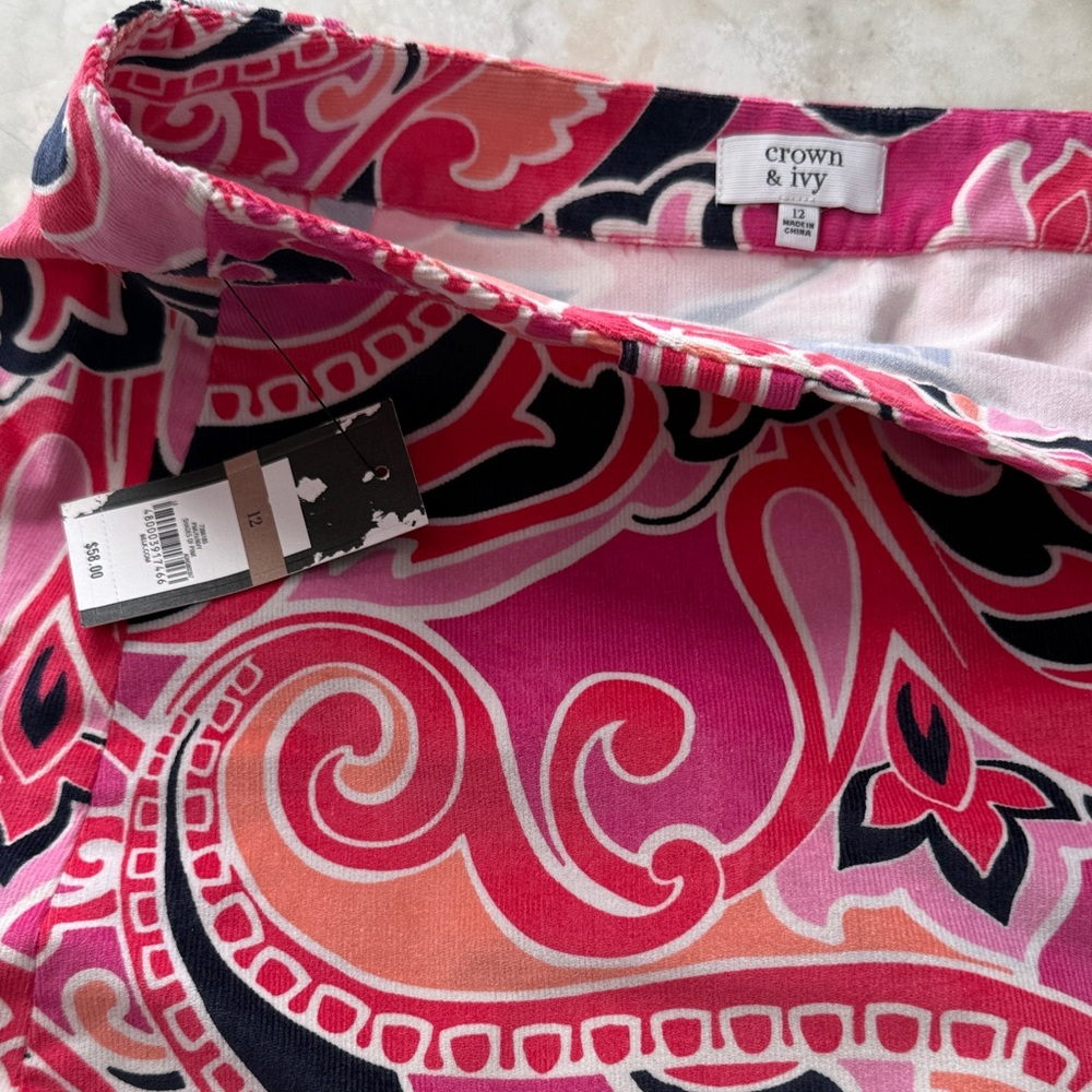 Crown & Ivy Pink and Black Paisley Skirt